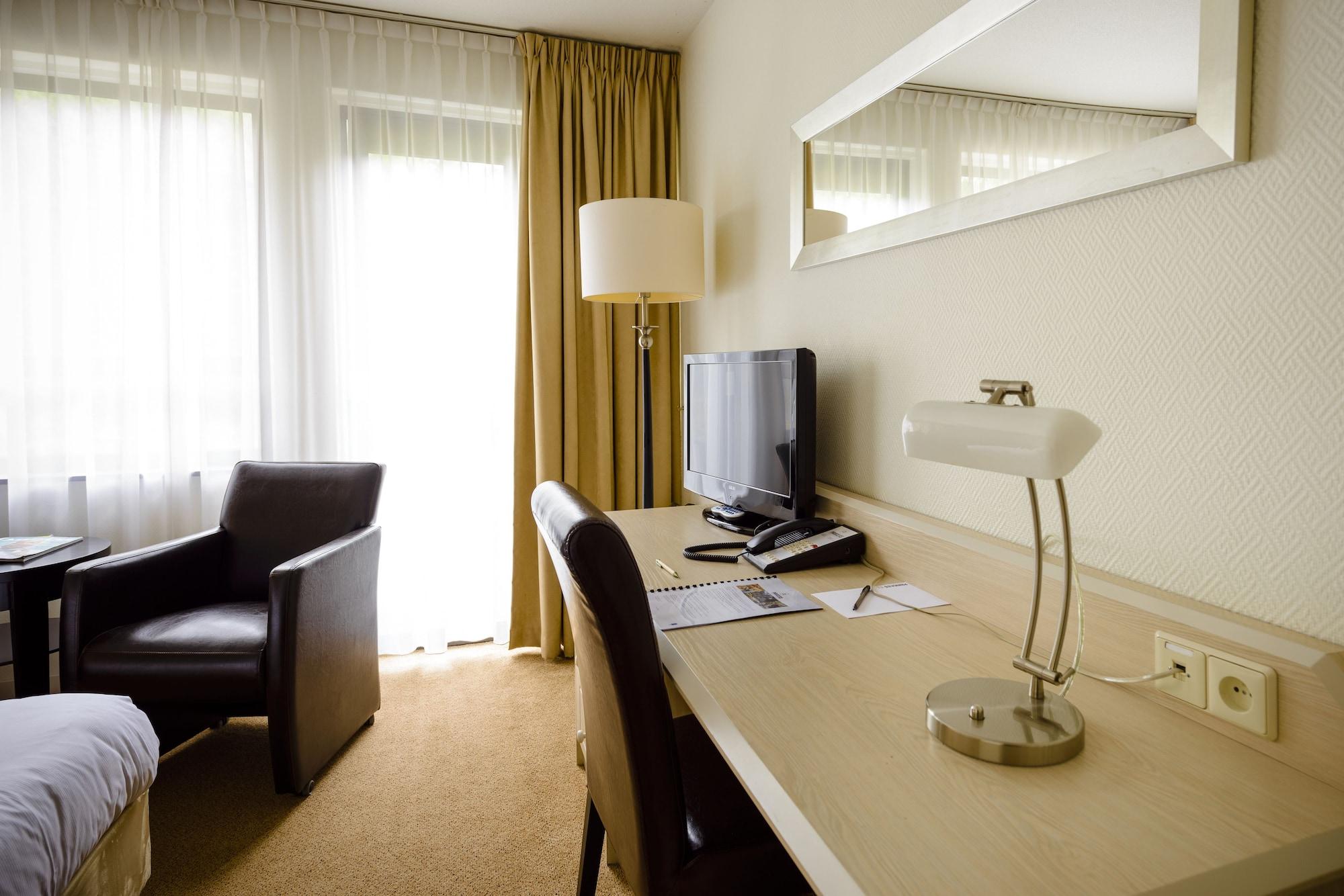 Fletcher Hotel Restaurant Epe-Zwolle ภายนอก รูปภาพ